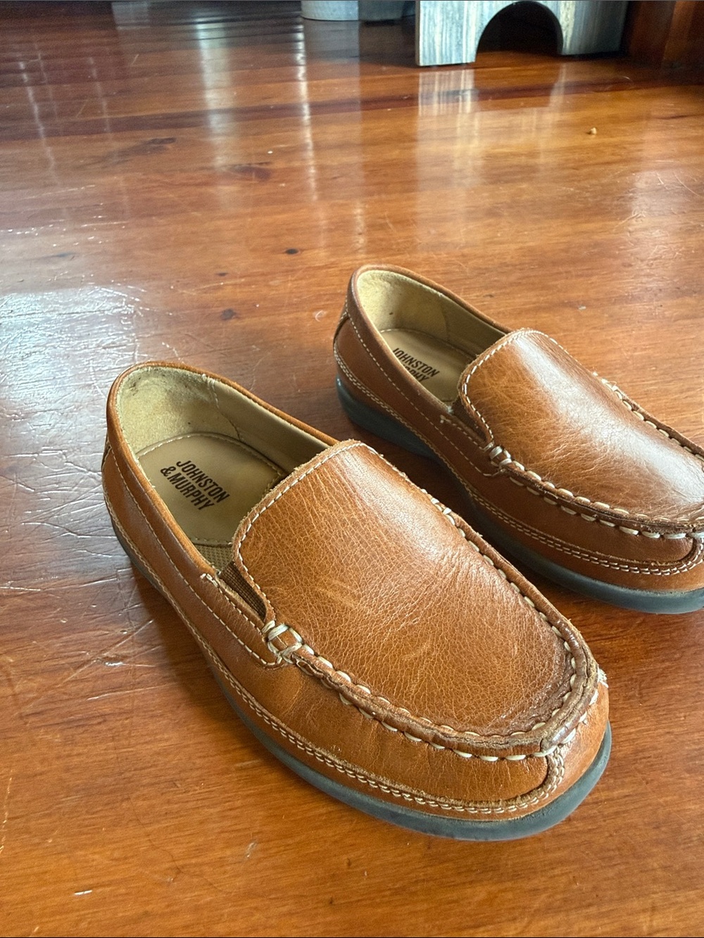Johnston & Murphy Tan Leather Slip-On Loafers Boys Size 10